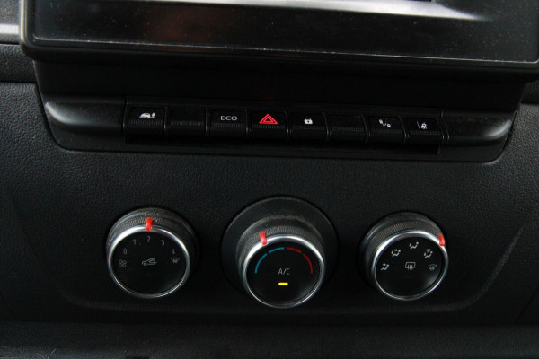 Renault Master T33 2.3 dCi 135PK L2H2 Work Edition / Camera / Navi / 3 zits / Cruise