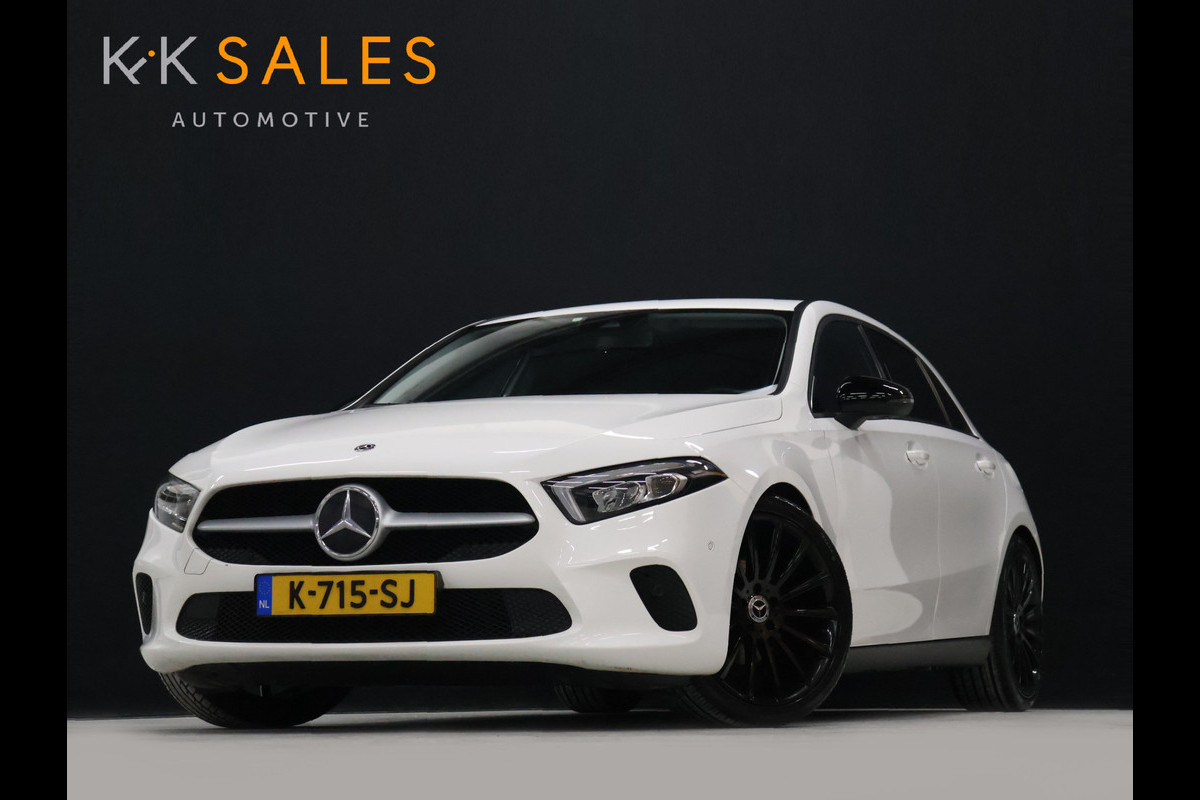 Mercedes-Benz A-Klasse 160 Business Solution [CRUISE CONTROL, APPLE CARPLAY, ACHTERUITRIJCAMERA, PDC V+A, LANE ASSIST, STOELVERWARMING, AUTOMATISCHE AIRCO, LICHTMETALEN VELGEN, NIEUWSTAAT]