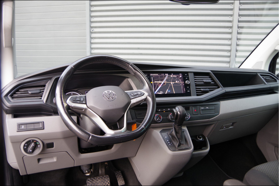 Volkswagen Transporter 2.0 TDI L2 150PK AUT. DC-5P, LED, 2X SCHUIFDEUR, TREKHAAK, NAVI, CRUISE, LEDER STUUR, PARKEERSENSOREN, MISTLAMPEN, DUBBELE CABIN