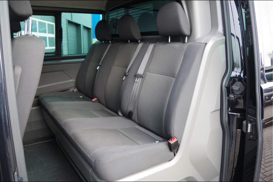Volkswagen Transporter 2.0 TDI L2 150PK AUT. DC-5P, LED, 2X SCHUIFDEUR, TREKHAAK, NAVI, CRUISE, LEDER STUUR, PARKEERSENSOREN, MISTLAMPEN, DUBBELE CABIN