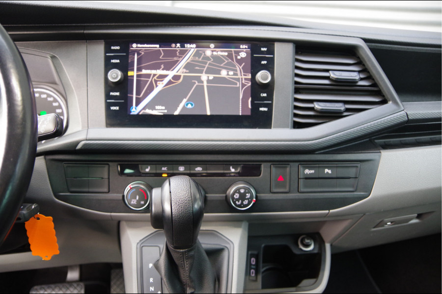 Volkswagen Transporter 2.0 TDI L2 150PK AUT. DC-5P, LED, 2X SCHUIFDEUR, TREKHAAK, NAVI, CRUISE, LEDER STUUR, PARKEERSENSOREN, MISTLAMPEN, DUBBELE CABIN