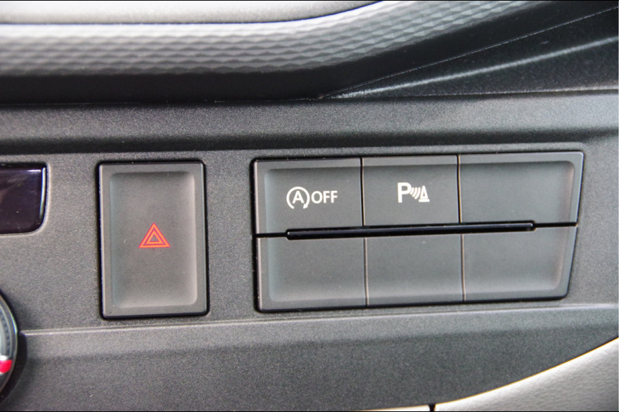 Volkswagen Transporter 2.0 TDI L2 150PK AUT. DC-5P, LED, 2X SCHUIFDEUR, TREKHAAK, NAVI, CRUISE, LEDER STUUR, PARKEERSENSOREN, MISTLAMPEN, DUBBELE CABIN