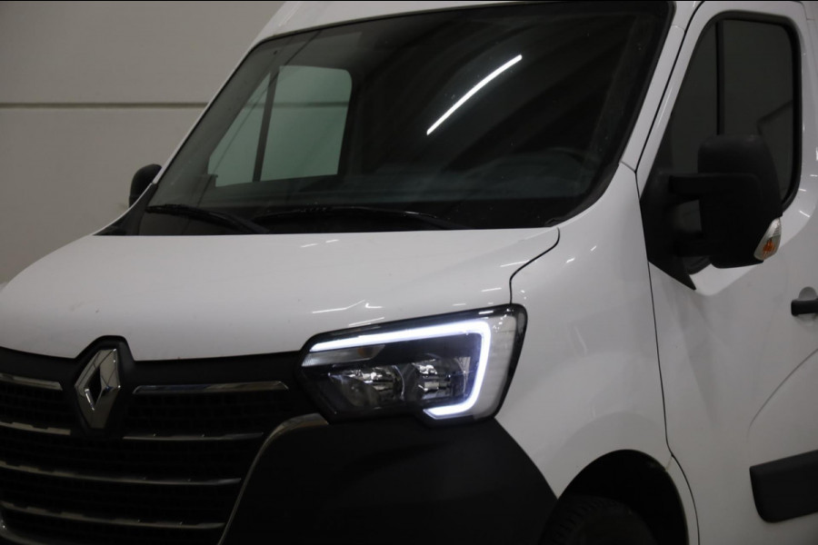Renault Master T35 2.3 dCi 135PK L1/H2 CAMERA NAVI AIRCO CRUISE CONTROL PDC Lease v/a €132,- p.m. INRUIL MOGELIJK