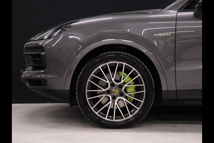 Porsche Cayenne Coupé 3.0 E-Hybrid [ADAPTIVE SPORT SEAT PLUS, LUCHTVERING, SPORT CHRONO, MEMORY SEATS, APPLE CARPLAY, ADAPTIVE CRUISE CONTROL, BOSE, HUD, 360 CAMERA, PDC V+A, STOELVERWARMING, ELEKTRISCHE ACHTERKLEP, NIEUWSTAAT