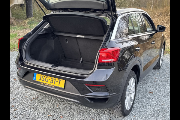 Volkswagen T-Roc TSI 150PK DSG STYLE CARPLAY/ACC/PDC