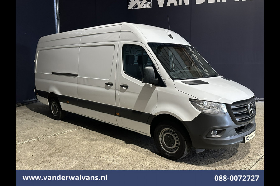 Mercedes-Benz Sprinter 317 CDI 170pk L3H2 Euro6 Airco | 360 graden Camera | Apple Carplay | Cruisecontrol Android Auto, Stoelverwarming, Chauffeursstoel, Parkeersensoren, Bijrijdersbank