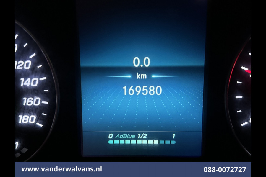 Mercedes-Benz Sprinter 317 CDI 170pk L3H2 Euro6 Airco | 360 graden Camera | Apple Carplay | Cruisecontrol Android Auto, Stoelverwarming, Chauffeursstoel, Parkeersensoren, Bijrijdersbank