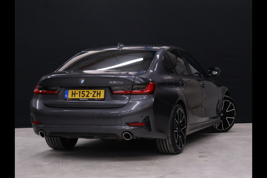 BMW 3-serie 330e eDrive Sport [TREKHAAK, CRUISE CONTROL, APPLE CARPLAY, ANDROID AUTO, ACHTERUITRIJCAMERA, PDC V+A, STOELVERWARMING, AUTOMATISCHE AIRCO, BMW LED, NIEUWSTAAT]