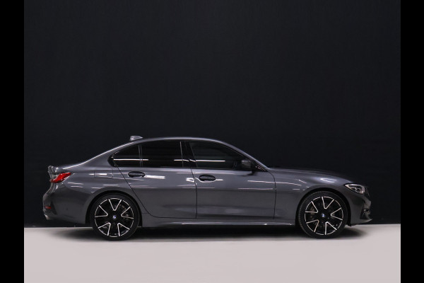 BMW 3-serie 330e eDrive Sport [TREKHAAK, CRUISE CONTROL, APPLE CARPLAY, ANDROID AUTO, ACHTERUITRIJCAMERA, PDC V+A, STOELVERWARMING, AUTOMATISCHE AIRCO, BMW LED, NIEUWSTAAT]