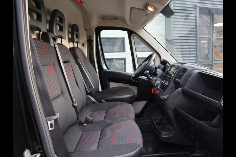 Peugeot Boxer 2.0 BlueHDI 131pk Euro 6 L2H2 - Cruise - Navi - Trekhaak 2,5t KG