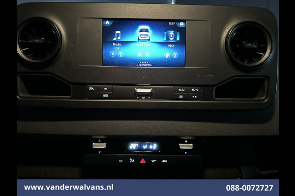 Mercedes-Benz Sprinter 315 CDI 150pk L3H2 Euro6 Airco | Camera | Apple Carplay | Cruisecontrol | Chauffeursstoel Android Auto, Bijrijdersbank