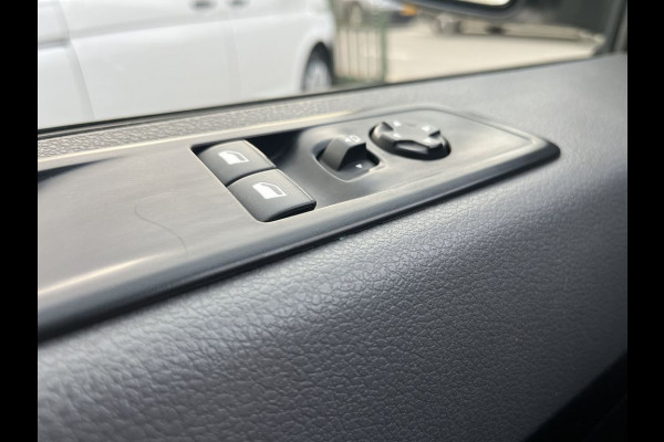 Peugeot Expert 2.0 HDI E6 123pk Premuim L3, 3-zits BPM Vrij! Lease €228 p/m, Airco, PDC, Trekhaak, Onderhouds historie aanwezig