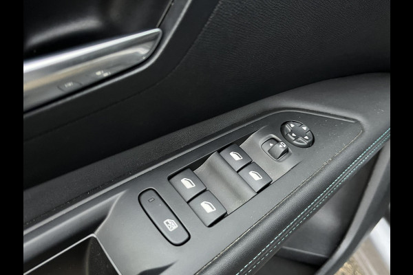 Peugeot 3008 1.6 HYbrid 180 Allure Pack Business | PHEV PLUG-IN HYBRIDE| 10.000KM!!| DODE HOEK| CAMERA|ADAPTIVE CRUISE|  CARPLAY/ ANDROID AUTO| RIJKLAAR INCL. 12 MND BOVAG GARANTIE