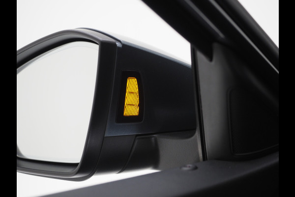 Škoda Superb Combi 1.4 TSI iV Laurin & Klement | Leder | Massage | Canton | Trekhaak | Camera | Memory | Adaptive Cruise