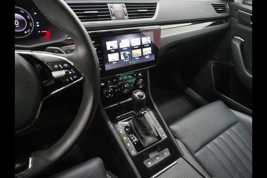Škoda Superb Combi 1.4 TSI iV Laurin & Klement | Leder | Massage | Canton | Trekhaak | Camera | Memory | Adaptive Cruise