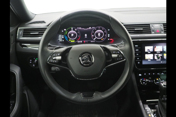 Škoda Superb Combi 1.4 TSI iV Laurin & Klement | Leder | Massage | Canton | Trekhaak | Camera | Memory | Adaptive Cruise