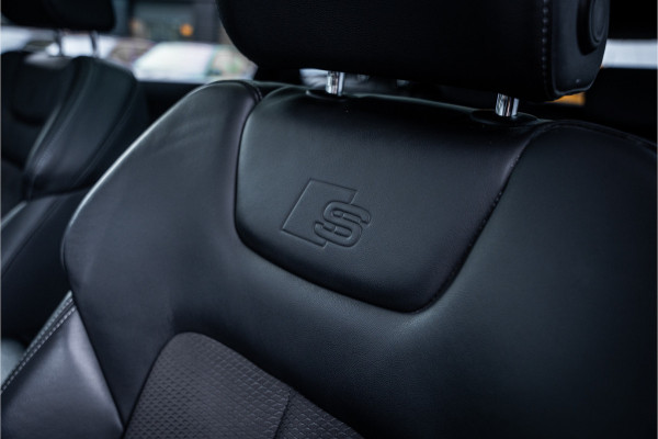 Audi e-tron 55 quattro S edition 95 kWh - Panorama | 23 Inch | B&O | Memory | 360 Camera