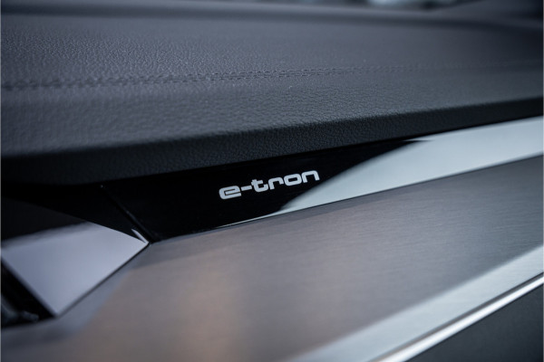 Audi e-tron 55 quattro S edition 95 kWh - Panorama | 23 Inch | B&O | Memory | 360 Camera