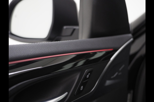 BMW X3 xDrive30e LCI 292PK | Camera | Sfeerverlichting | Stoelverwarming | Cruise | Virtual | Carplay