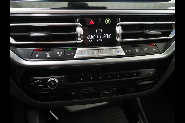 BMW X3 xDrive30e LCI 292PK | Camera | Sfeerverlichting | Stoelverwarming | Cruise | Virtual | Carplay