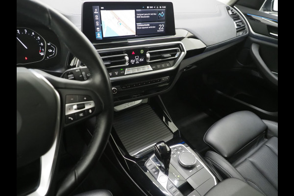 BMW X3 xDrive30e LCI 292PK | Camera | Sfeerverlichting | Stoelverwarming | Cruise | Virtual | Carplay