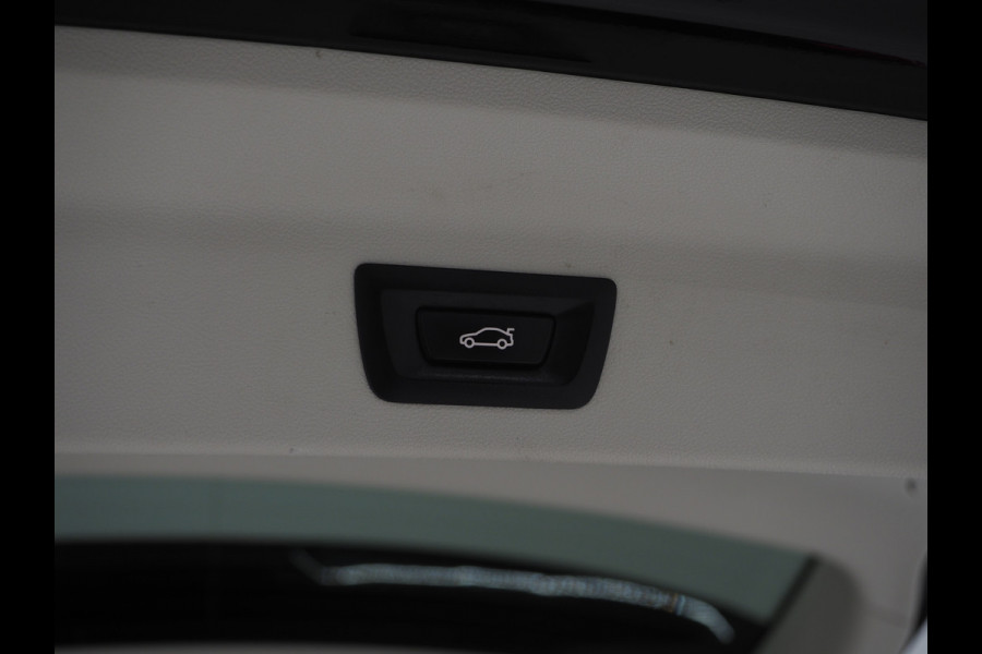 BMW X3 xDrive30e LCI 292PK | Camera | Sfeerverlichting | Stoelverwarming | Cruise | Virtual | Carplay