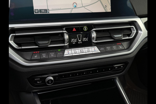 BMW 3 Serie Touring 330e Sport Line | PANORAMA | TREKHAAK | SPORTSTOELEN | KEYLESS ENTRY |