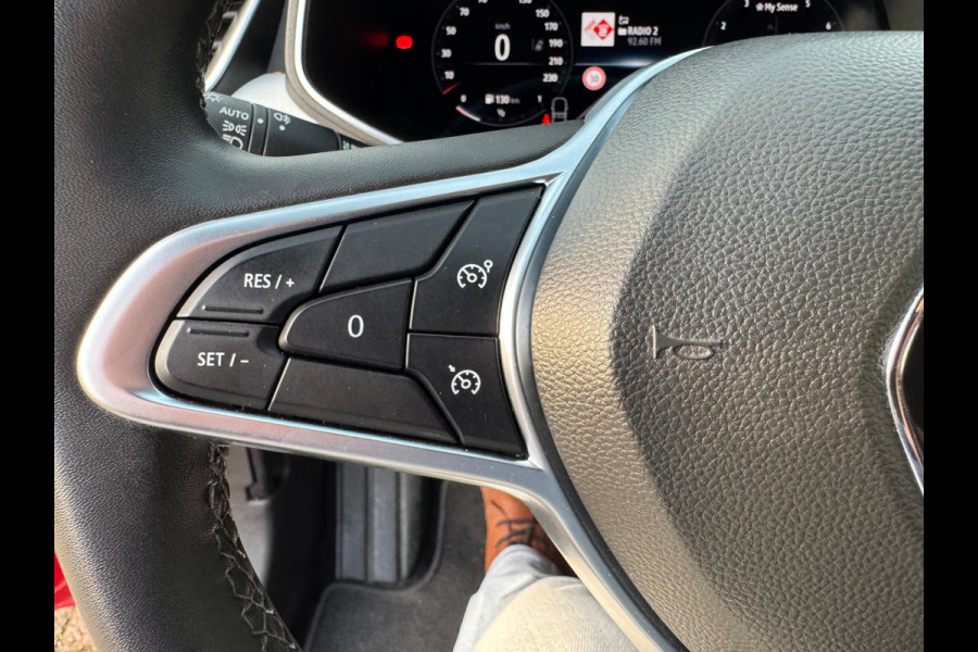 Renault Clio TCe 90 X-Tronic Techno Groot navi / Virt Cockpit / Clima / LM velgen