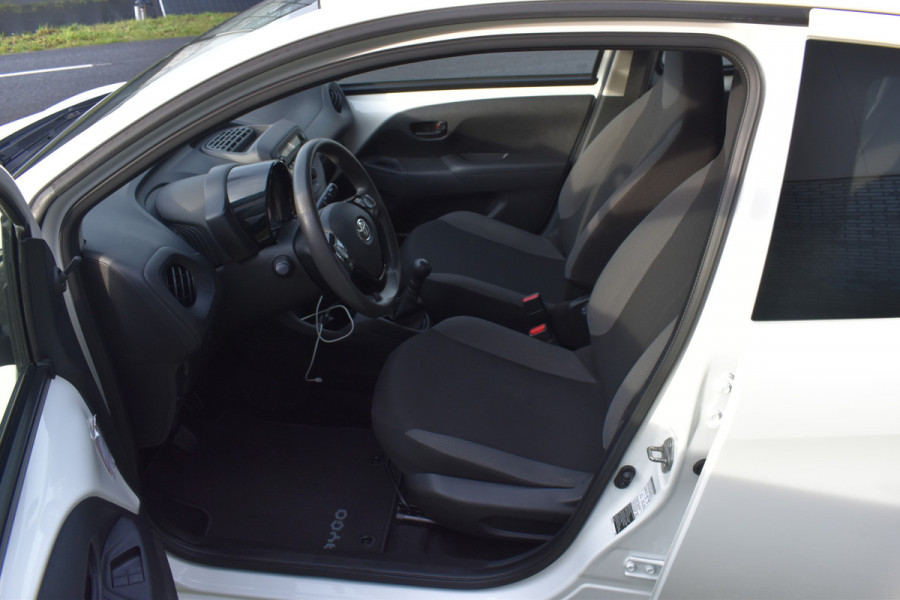 Toyota Aygo 1.0 VVT-i x-fun Airco 5-deurs 1e eigenaar btw auto