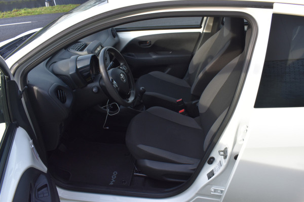 Toyota Aygo 1.0 VVT-i x-fun Airco 5-deurs 1e eigenaar btw auto