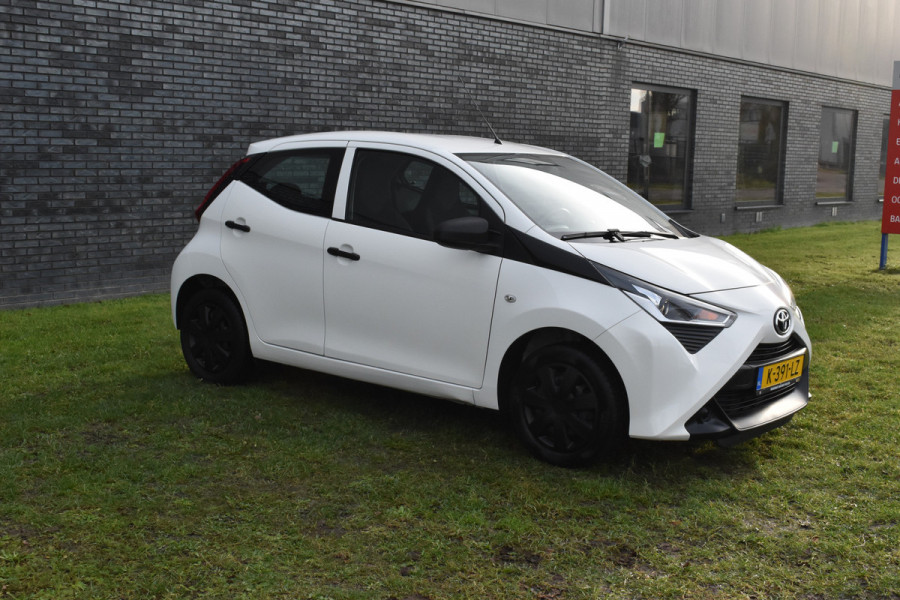 Toyota Aygo 1.0 VVT-i x-fun Airco 5-deurs 1e eigenaar btw auto
