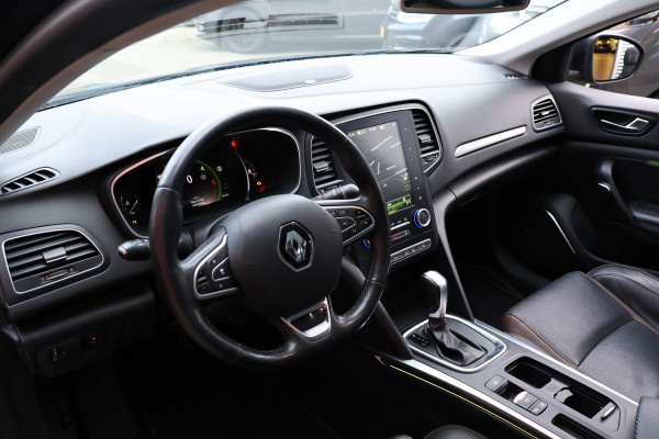 Renault Mégane Estate 1.5 dCi | ACC | Blind Spot | Panoramadak | Bose | Stoelverwarming | Stuurwielverwarming | Navigatie | LED Koplampen | CarPlay | Nieuwe APK | NAP Logisch | NL Auto