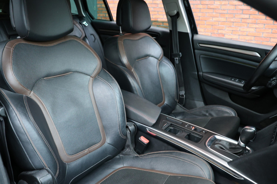 Renault Mégane Estate 1.5 dCi | ACC | Blind Spot | Panoramadak | Bose | Stoelverwarming | Stuurwielverwarming | Navigatie | LED Koplampen | CarPlay | Nieuwe APK | NAP Logisch | NL Auto