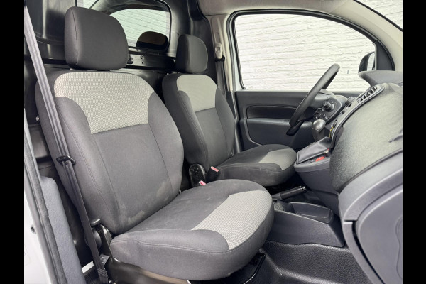 Renault Kangoo Z.E. Dealeronderhouden Airco Cruise control Navigatie Radio/CD Parkeersensoren achter Dubbeldeurs