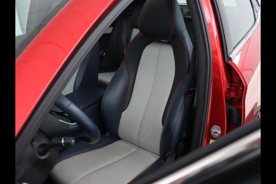 BYD ATTO 3 Comfort 60 kWh | Panoramadak | Warmtepomp | Leder | Stoelverwarming | 360 Camera | Carplay | Adaptive cruise