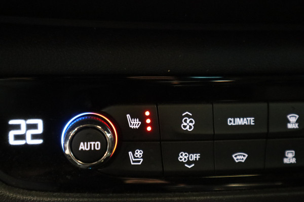 Opel Insignia Grand Sport 1.6 Turbo Exclusive Cruise/Climate open dak Automaat 200PK NAP!