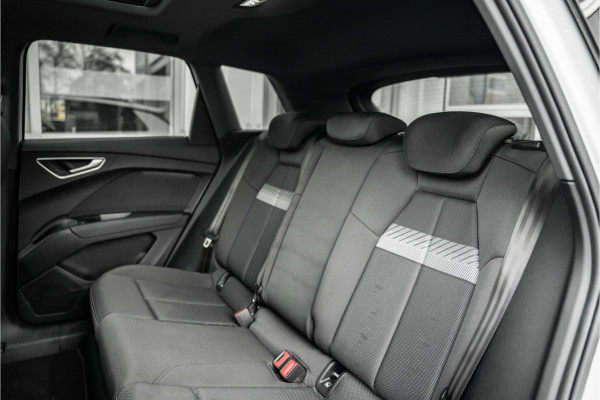 Audi Q4 e-tron 35 Launch edition Advanced Plus | Panoramadak