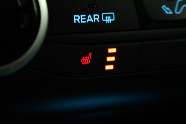 Ford FOCUS Wagon 1.0 EcoBoost Active Business |Stoelverwarming|camera|navi