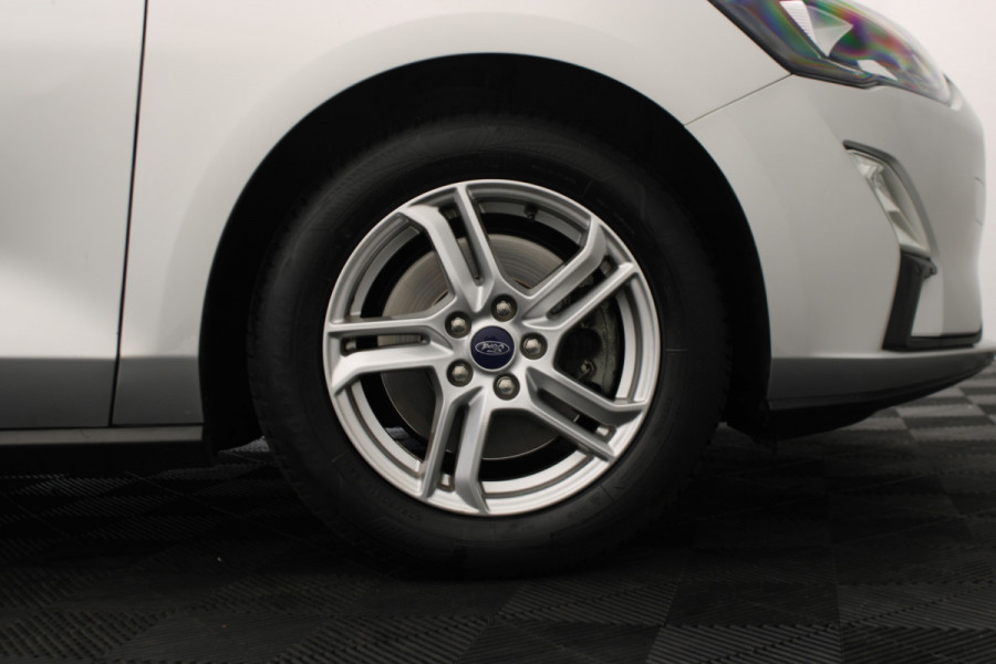 Ford FOCUS Wagon 1.0 EcoBoost Active Business |Stoelverwarming|camera|navi