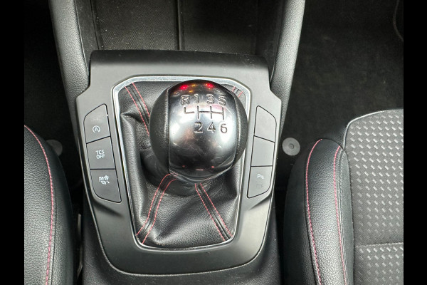 Ford FOCUS Wagon 1.5 ST-Line 150pk My 2019 | Winterpack | B&O | LED | Leder-Stof | occasion