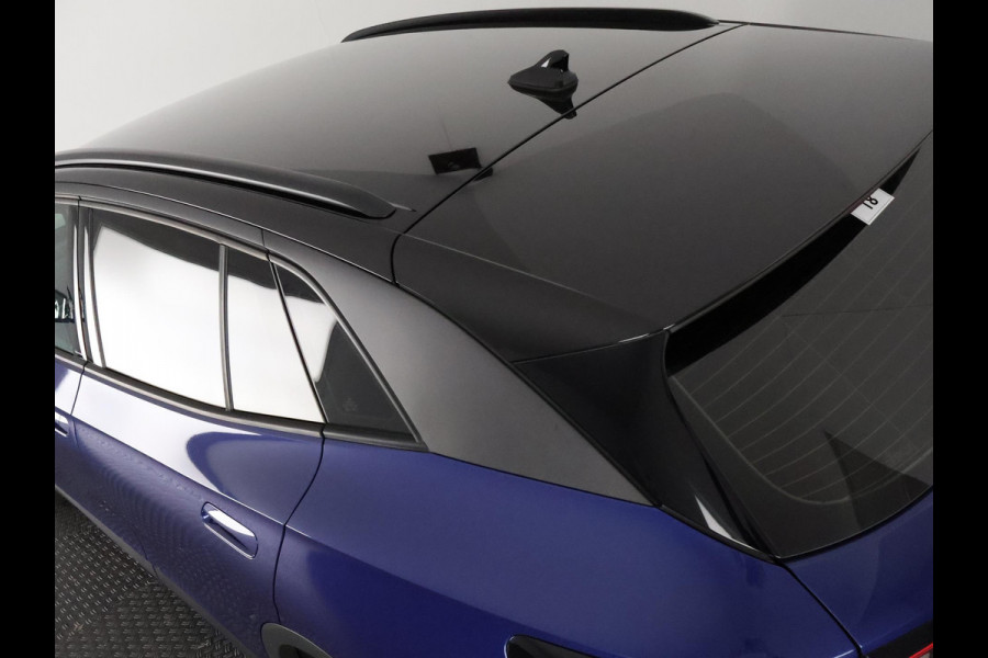 Volkswagen ID.4 Life Two-Tone 77 kWh 500 km actieradius | Navigatie | Parkeersensoren |