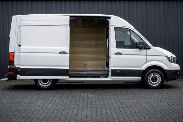 Volkswagen Crafter **2.0 TDI L3H2 | 140PK | Andriod&Carplay | Adapt.Cruise | Camera | Navi | 3-Zits | Trekhaak**