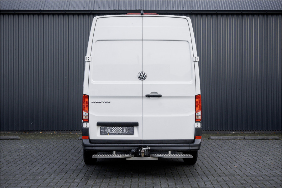 Volkswagen Crafter **2.0 TDI L3H2 | 140PK | Andriod&Carplay | Adapt.Cruise | Camera | Navi | 3-Zits | Trekhaak**