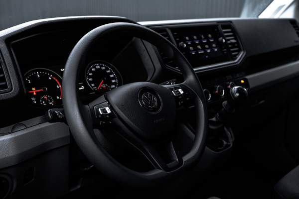 Volkswagen Crafter **2.0 TDI L3H2 | 140PK | Andriod&Carplay | Adapt.Cruise | Camera | Navi | 3-Zits | Trekhaak**