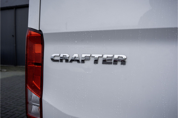Volkswagen Crafter **2.0 TDI L3H2 | 140PK | Andriod&Carplay | Adapt.Cruise | Camera | Navi | 3-Zits | Trekhaak**