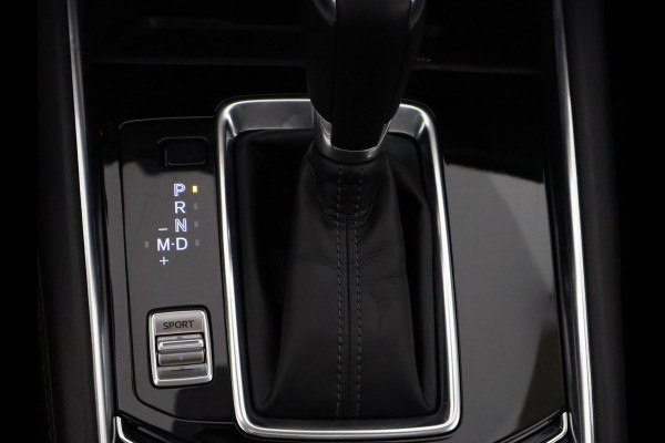 Mazda CX-5 2.0 SkyActiv-G 165 Luxury Automaat | Navigatie | 1e eigenaar | Schuif-/Kanteldak | Leder |