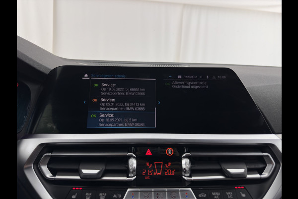 BMW 3 Serie Touring 320e M-Sportpack Business Edition Plus (Plug-In) (INCL-BTW) *PANO | LASER-LED | LEATHER | HEATED-SPORTSEATS | HARMAN/KARDON | VIRTUAL-COCKPIT | AMBIENT-LIGHT | NAVI-FULLMAP | DAB+ | 18''ALU*