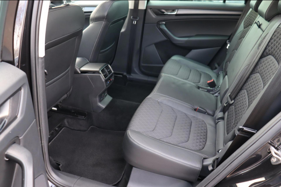 Škoda Kodiaq 1.5 TSI Business Edition org.NL schuifdak digitaal dashboard el.trekhaak adapt.cruise camera el.klep