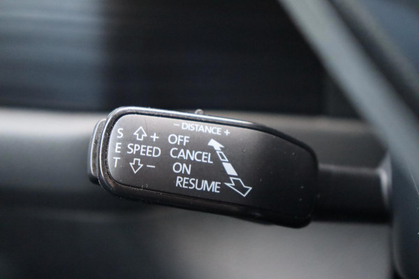 Škoda Kodiaq 1.5 TSI Business Edition org.NL schuifdak digitaal dashboard el.trekhaak adapt.cruise camera el.klep