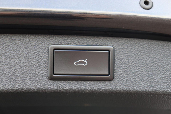 Škoda Kodiaq 1.5 TSI Business Edition org.NL schuifdak digitaal dashboard el.trekhaak adapt.cruise camera el.klep